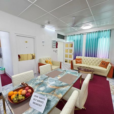 Ontrack Travel Daire Malé Dış mekan fotoğraf